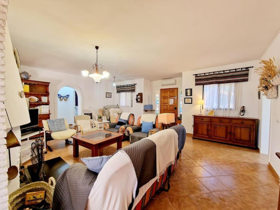 Villa Torrenueva Málaga Exteriör bild
